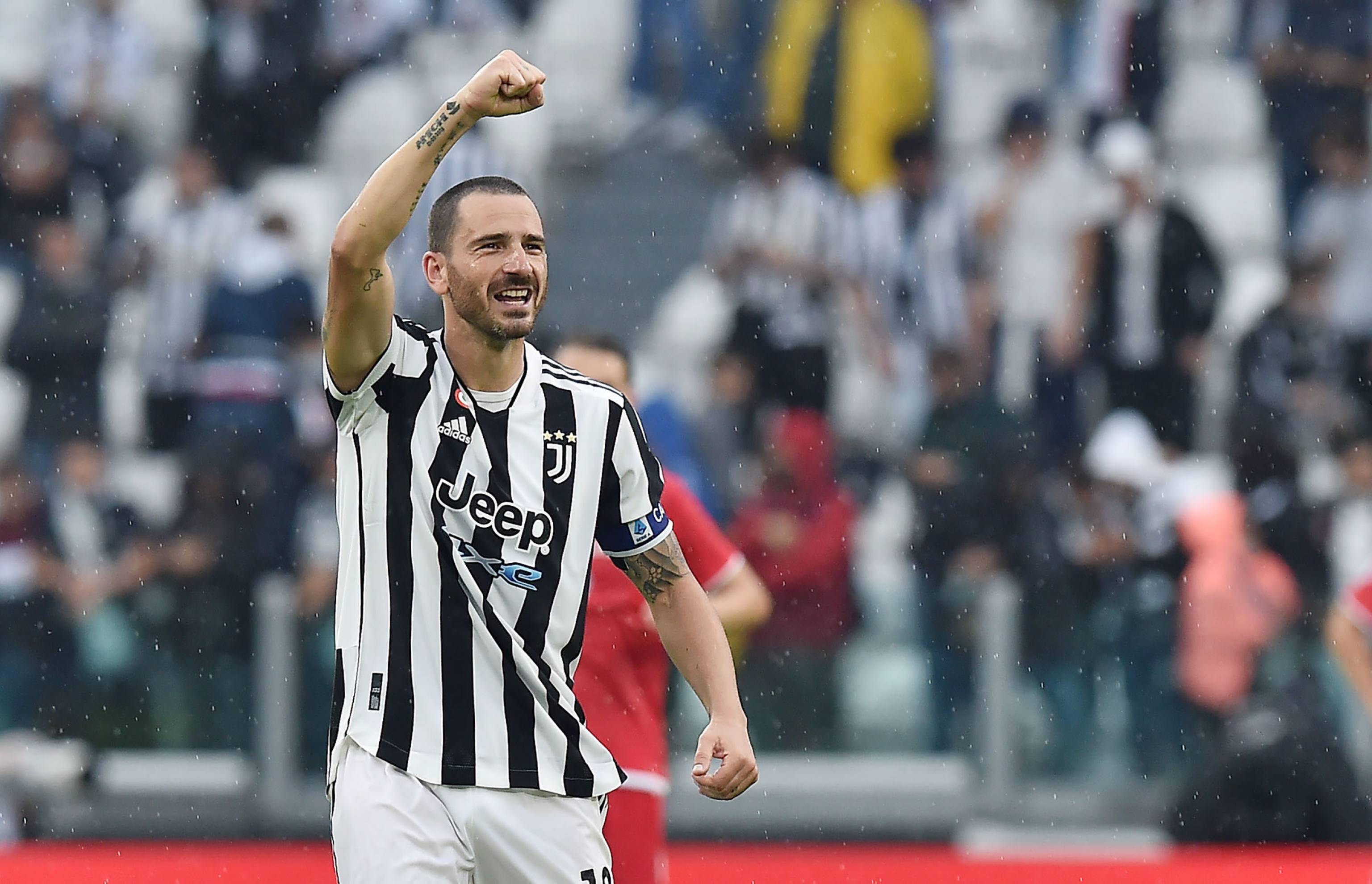 孔帕尼：不关注本菲卡与格雷罗的传闻，任何转会只会内部讨论（孔帕尼：不理会本菲卡与格雷罗传闻，转会事宜仅在内部讨论）